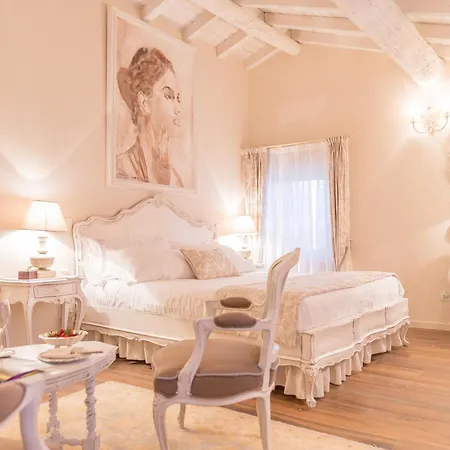 Maison Resola - Experience Gæstehus